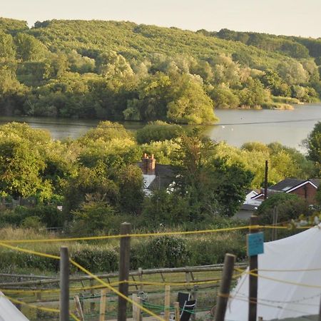 Walnut Tree Glamping Ξενοδοχείο Sturry Εξωτερικό φωτογραφία